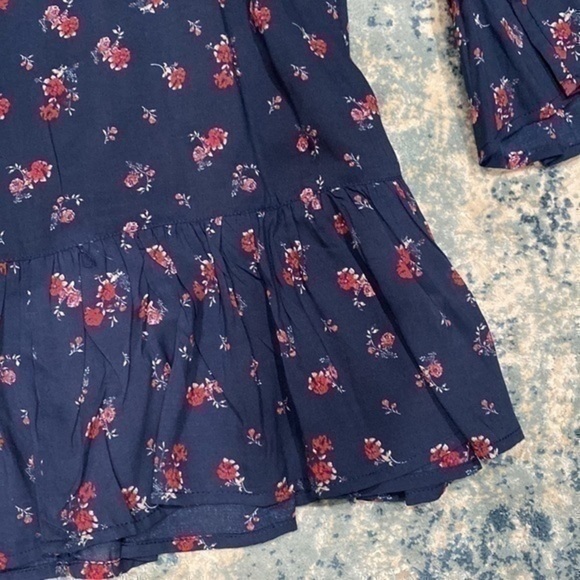 Beach Lunch Lounge Lexi Floral Off-The-Shoulder Blouse - Picture 4 of 6